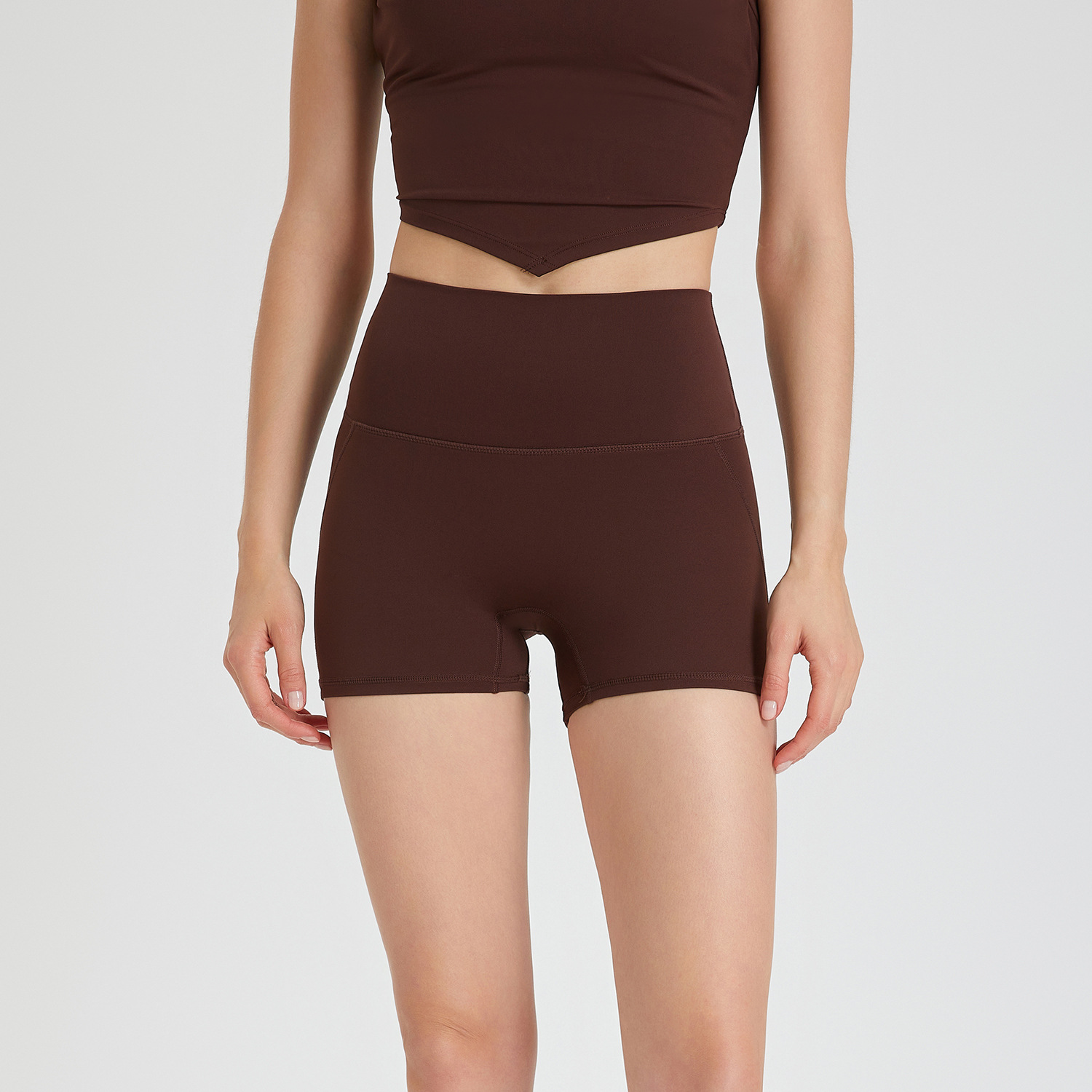 High waisted and buttocks lifted seamless sports shorts